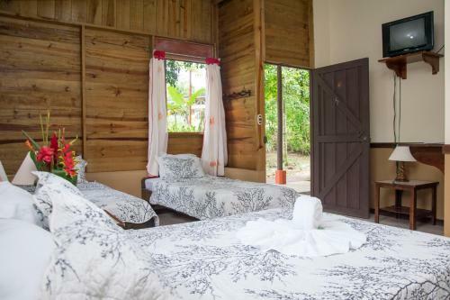 Lodge Cabinas Faro Arenal