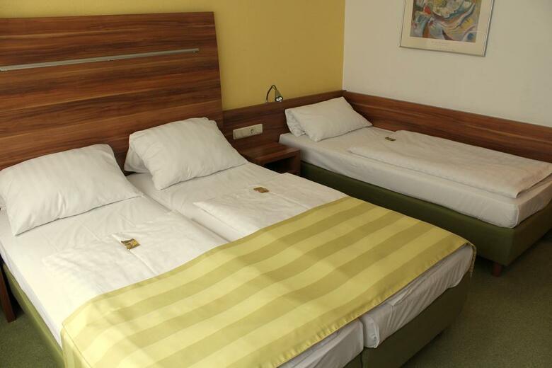 Hotel Wallis