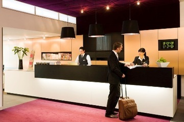 Hotel Congress Mercure Nuerenberg An Der Messe