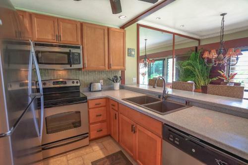 Kaha Lani Resort #109, Ocean View, Ground Floor