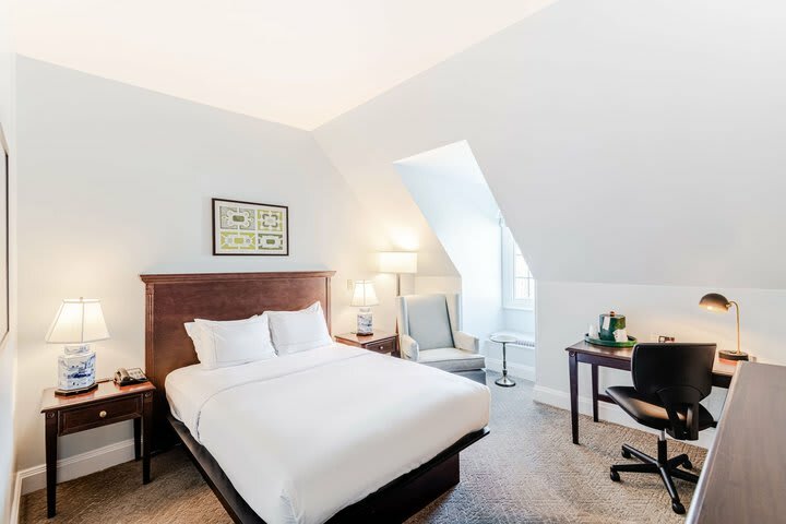 Hotel Founders Inn And Spa
