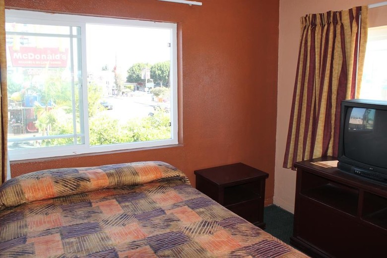 Antonio Hotel