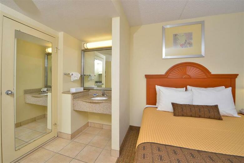 Hotel Best Western Plus Holiday Sands Inn & Suites