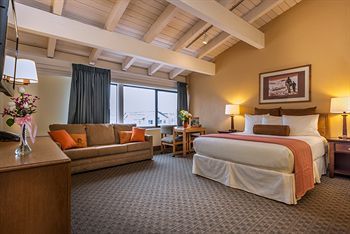 Hotel Tamarack Lodge
