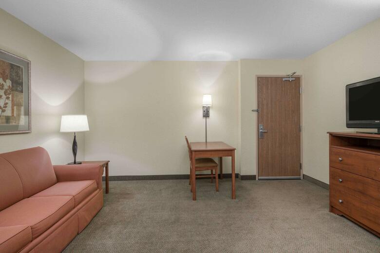 Hotel Americinn Lodge & Suites Newton