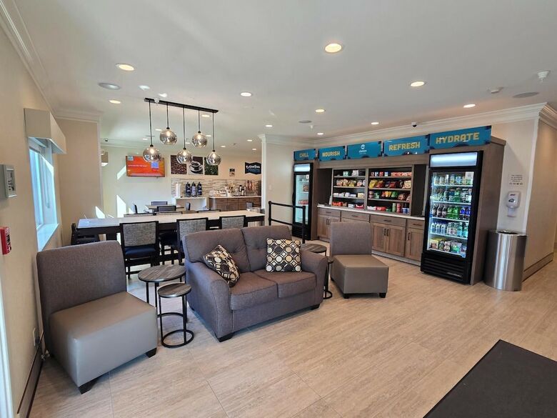 Hotel Baymont Inn And Suites Mattoon