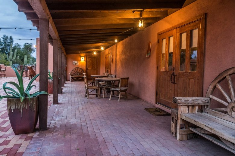 Hotel White Stallion Ranch