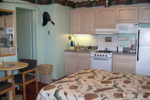 Hotel Elk Run Inn