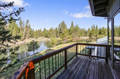 Big River Hideaway Three-bedroom Home