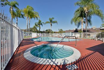 Motel Fallbrook Country Inn