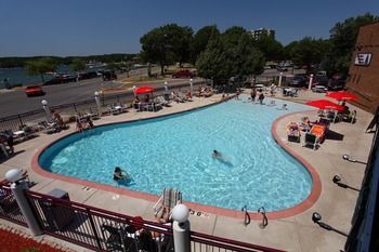Hotel Harbor Shores On Lake Geneva