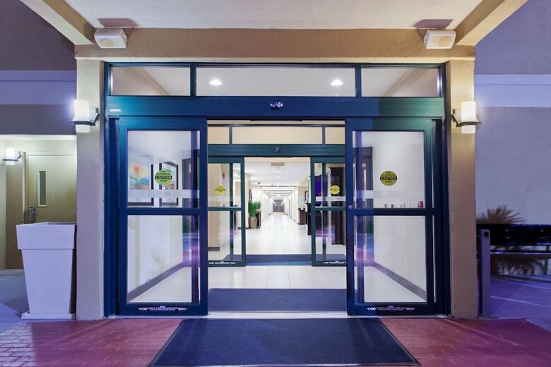 Holiday Inn Express Hotel & Suites Cordele North