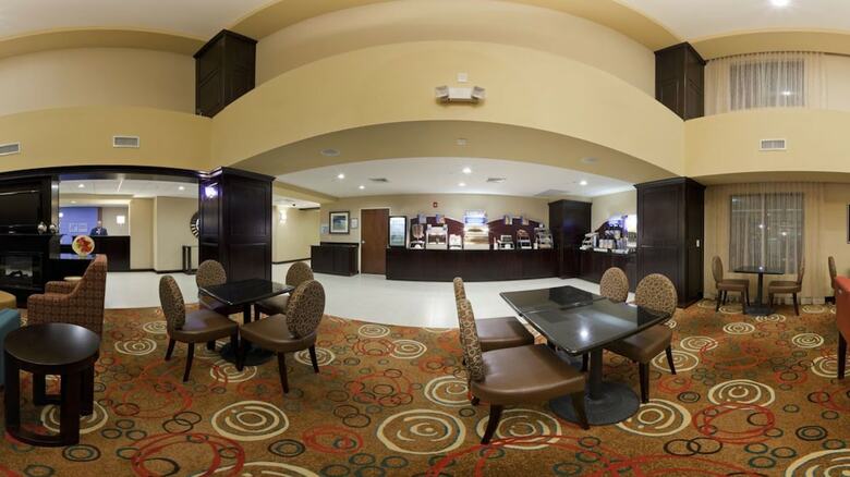 Holiday Inn Express Hotel & Suites Cordele North