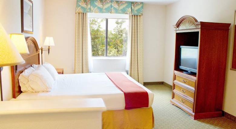Hotel Crown Club Inn By Exploria Resorts