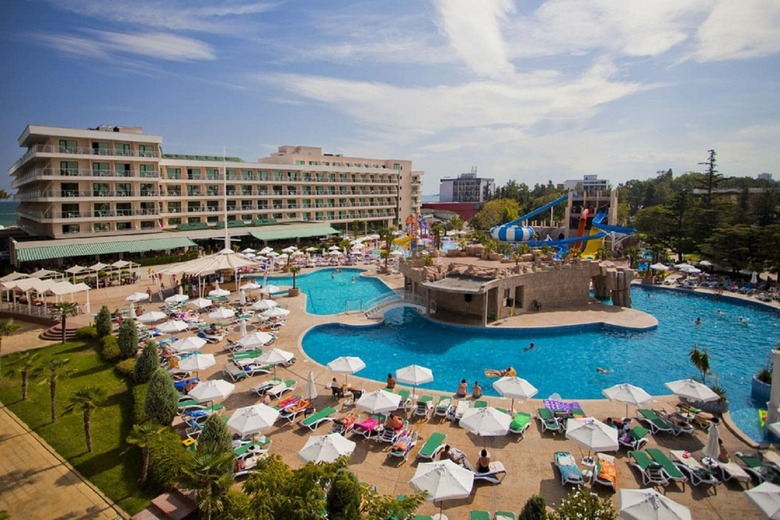 Hotel Riu Evrika