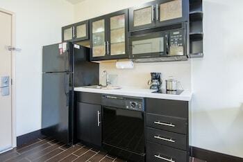 Hotel Candlewood Suites Jefferson City