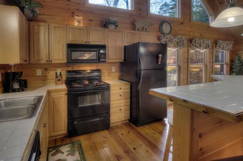 Nestled Inn #214 - Two Bedroom Cabin