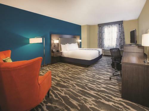 Holiday Inn Express Hotel & Suites Kokomo