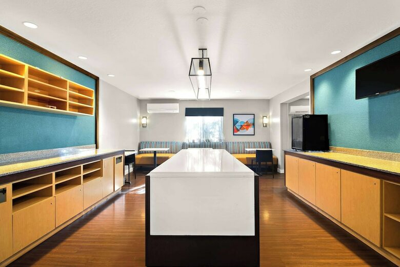 Hotel Hawthorn Suites Salt Lake City