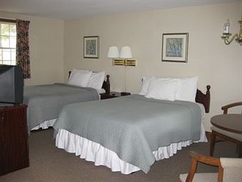 The Chatham Motel