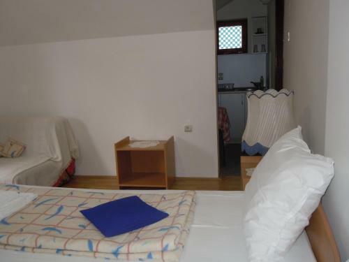 Hostal Guest House Vila Biljana
