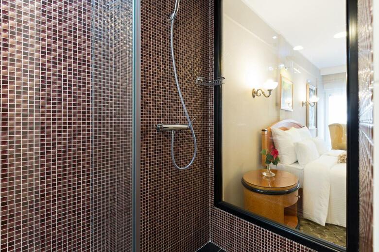 Hotel Sterling Garni