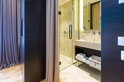 Hostal Maccani Luxury Suites
