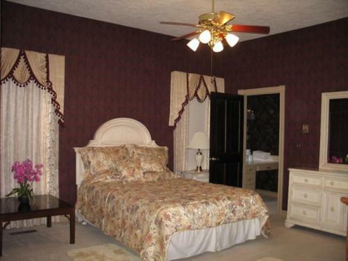 Posada Spruce Hill Inn & Cottages