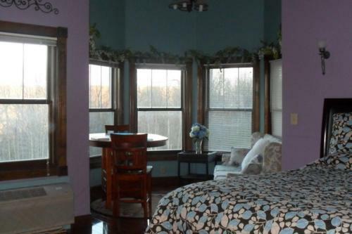 Posada Spruce Hill Inn & Cottages