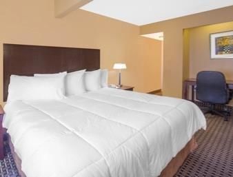 Hotel Hawthorn Suites By Wyndham Southfield