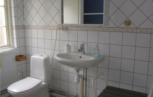 One-bedroom Holiday Home In Habo