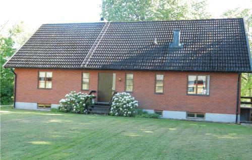 Holiday Home H�ssleholm With A Fireplace 342
