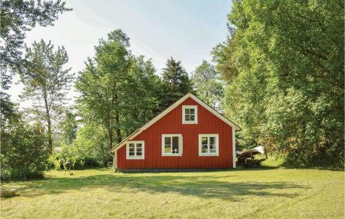 Two-bedroom Holiday Home In Lidhult