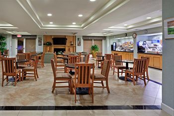 Holiday Inn Express Hotel & Suites Vacaville