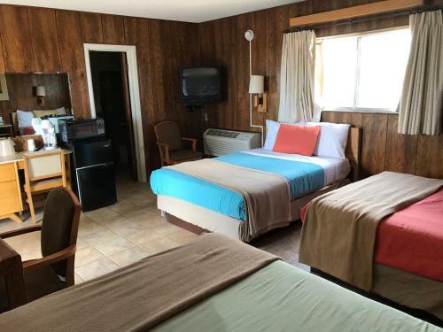 Motel White Eagle Inn & Family Lodge