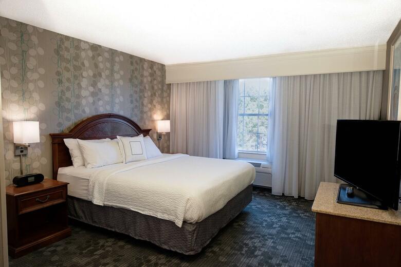 Hotel Courtyard Chapel Hill