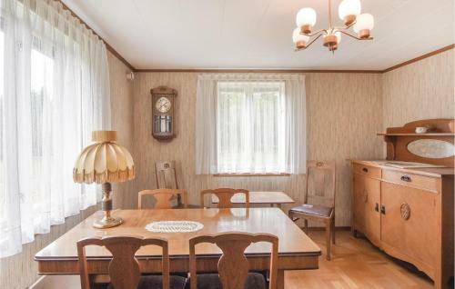 Two-bedroom Holiday Home In Sjotofta