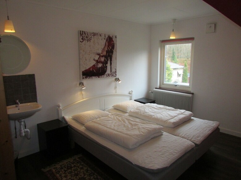 Hallands�sen Hostel & B&B