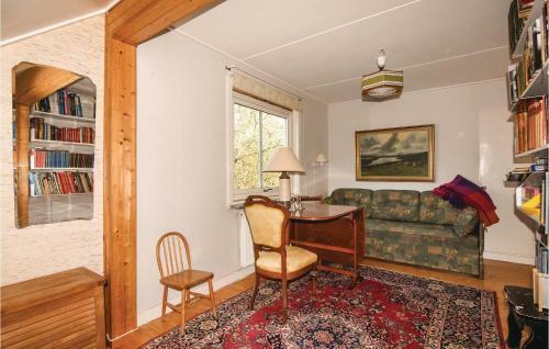 Three-bedroom Holiday Home In Hallekis