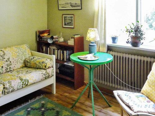 Four-bedroom Holiday Home In �lmhult
