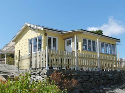 Two-bedroom Holiday Home In K�rna 1