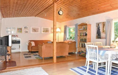 Three-bedroom Holiday Home In Tjornarp