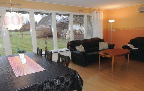 Eight-bedroom Holiday Home Tingsryd 08