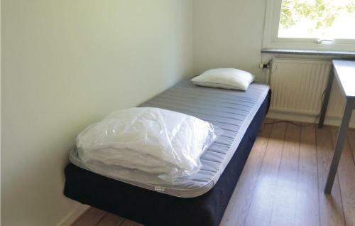 Eight-bedroom Holiday Home Tingsryd 08