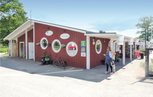 Eight-bedroom Holiday Home Tingsryd 08