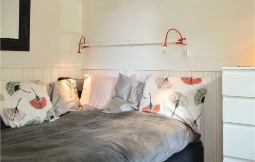 One-bedroom Holiday Home In Strangnas