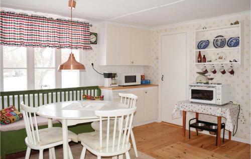 Two-bedroom Holiday Home In Urshult