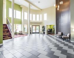 Hotel Quality Inn & Suites West Waterpark