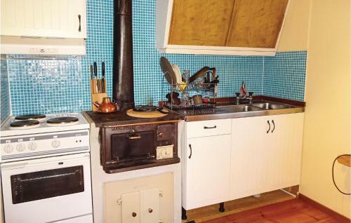 Two-bedroom Holiday Home In Brakne Hoby