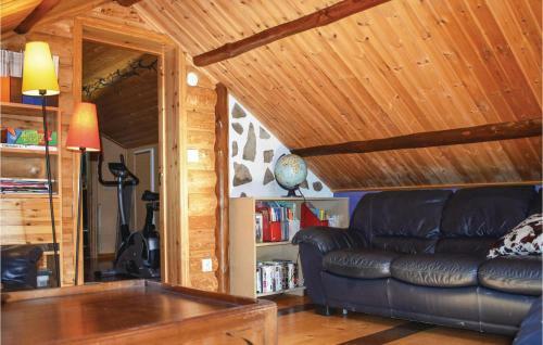 Three-bedroom Holiday Home In Fagelmara